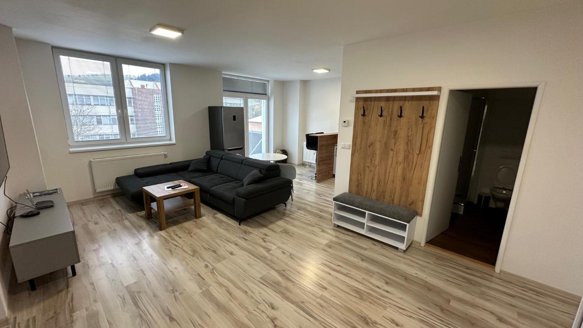 2 Room Apartment With Balcony Liptovsky Mikulas Exterior photo